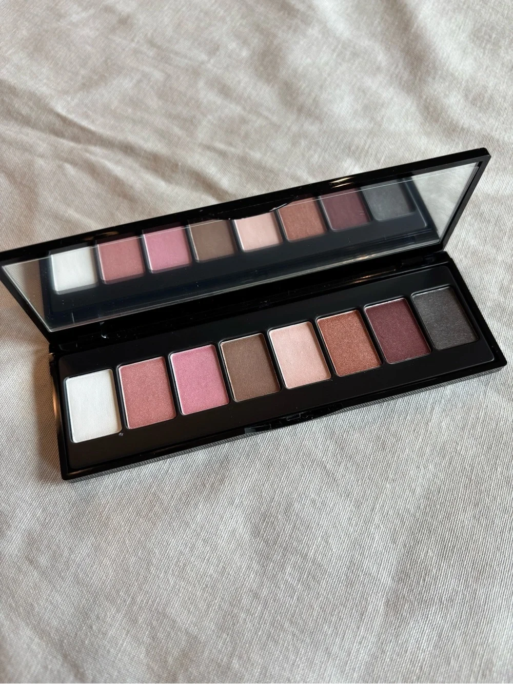 Elizabeth Arden Color Eyeshadow Palette NWOB Neutral Pink Rose Plum NEW